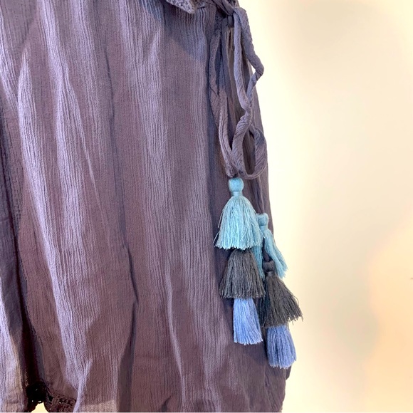 NWT Knox Rose boho gray top with tassels and lace trim, size medium - Picture 4 of 6